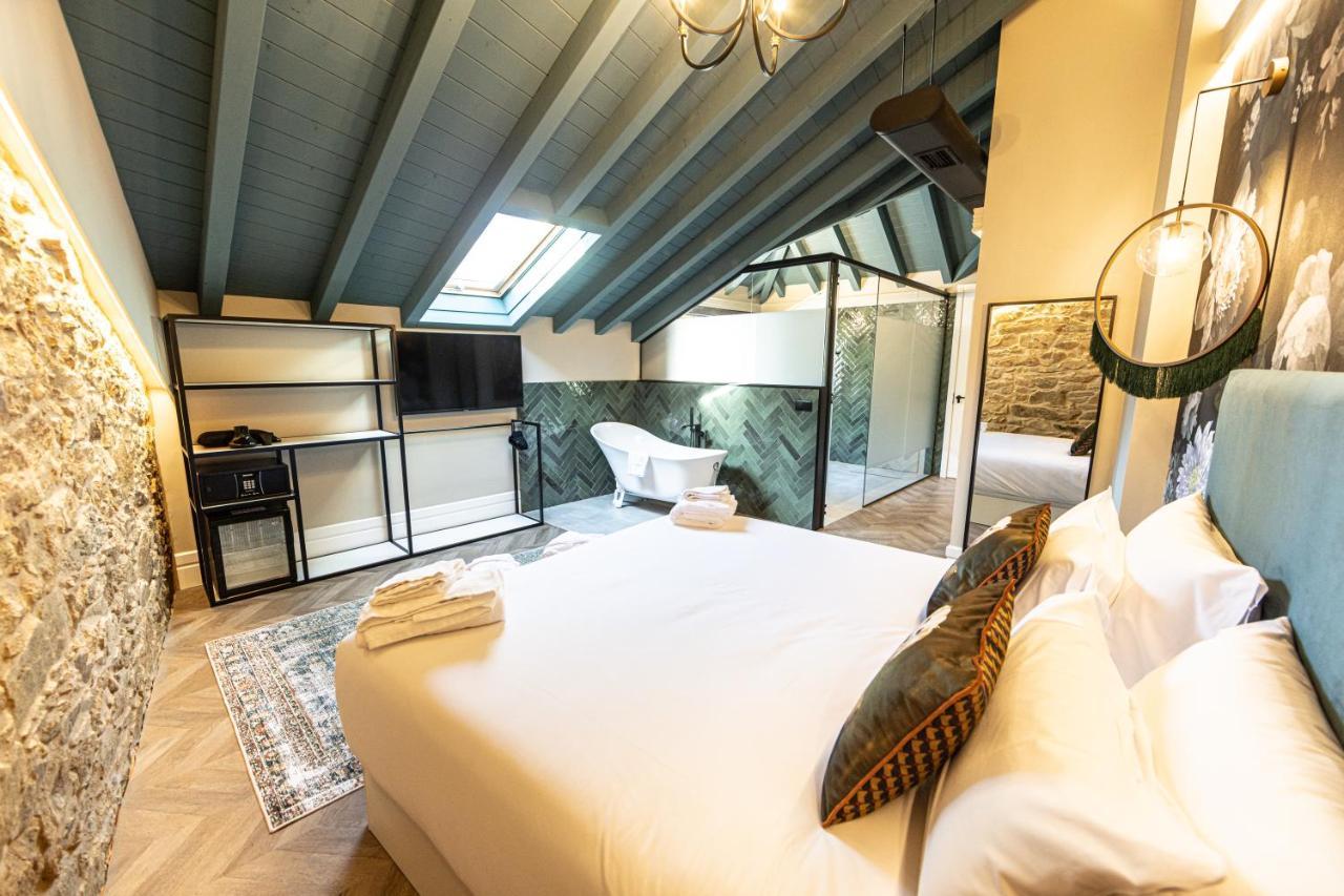 Hospedium Hotel Barometro De Camariñas מראה חיצוני תמונה